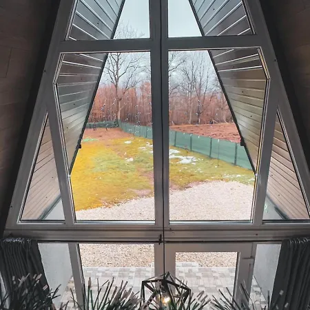 Oaza Mira, Brutusi Near Bjelasnica *